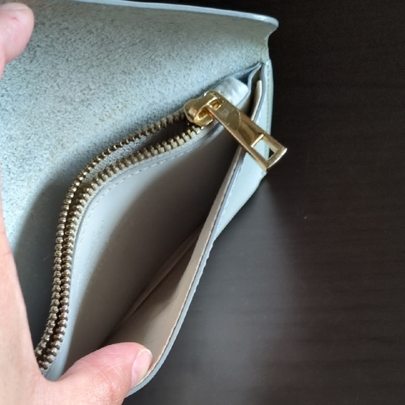 Cream Wallet with Textured Leather and Snap Closure - Picture 5 of 6